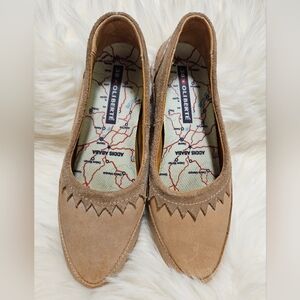 Women's Tan Suede Ballet Flats, 8/8.5, Oliberte